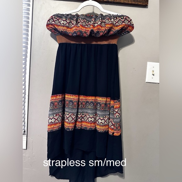 Mid length flattering dress - Picture 1 of 1